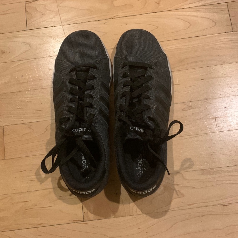 Adidas sneakers 9.5 canvas